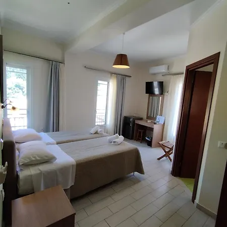 Ilios Hotel Lakka (Paxos)